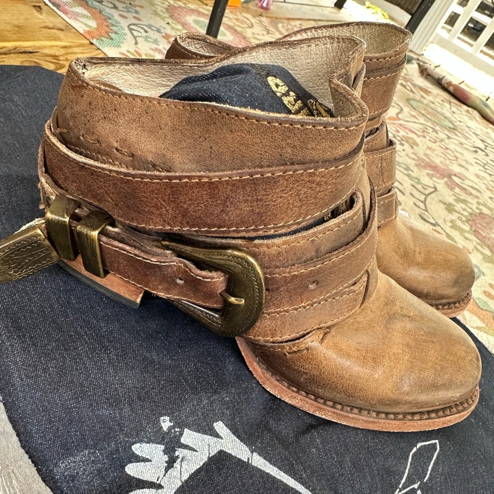 Free Bird - Brown Leather Slip Ons